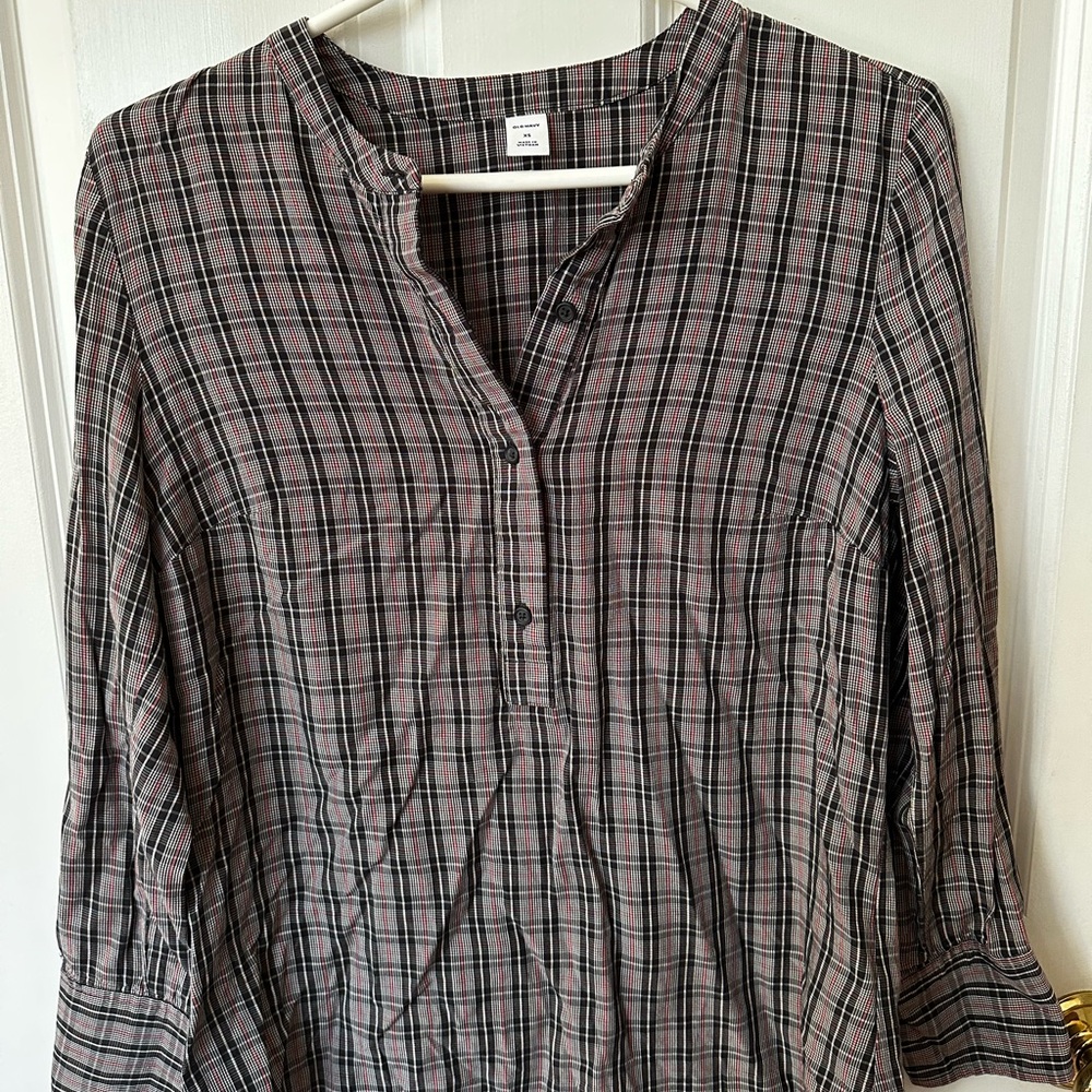 Old Navy Black and Pink Plaid Blouse